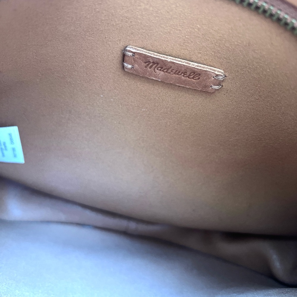 Madewell The Transport Saddlebag Leather Crossbody Bag (Desert Camel) - Picture 8 of 8